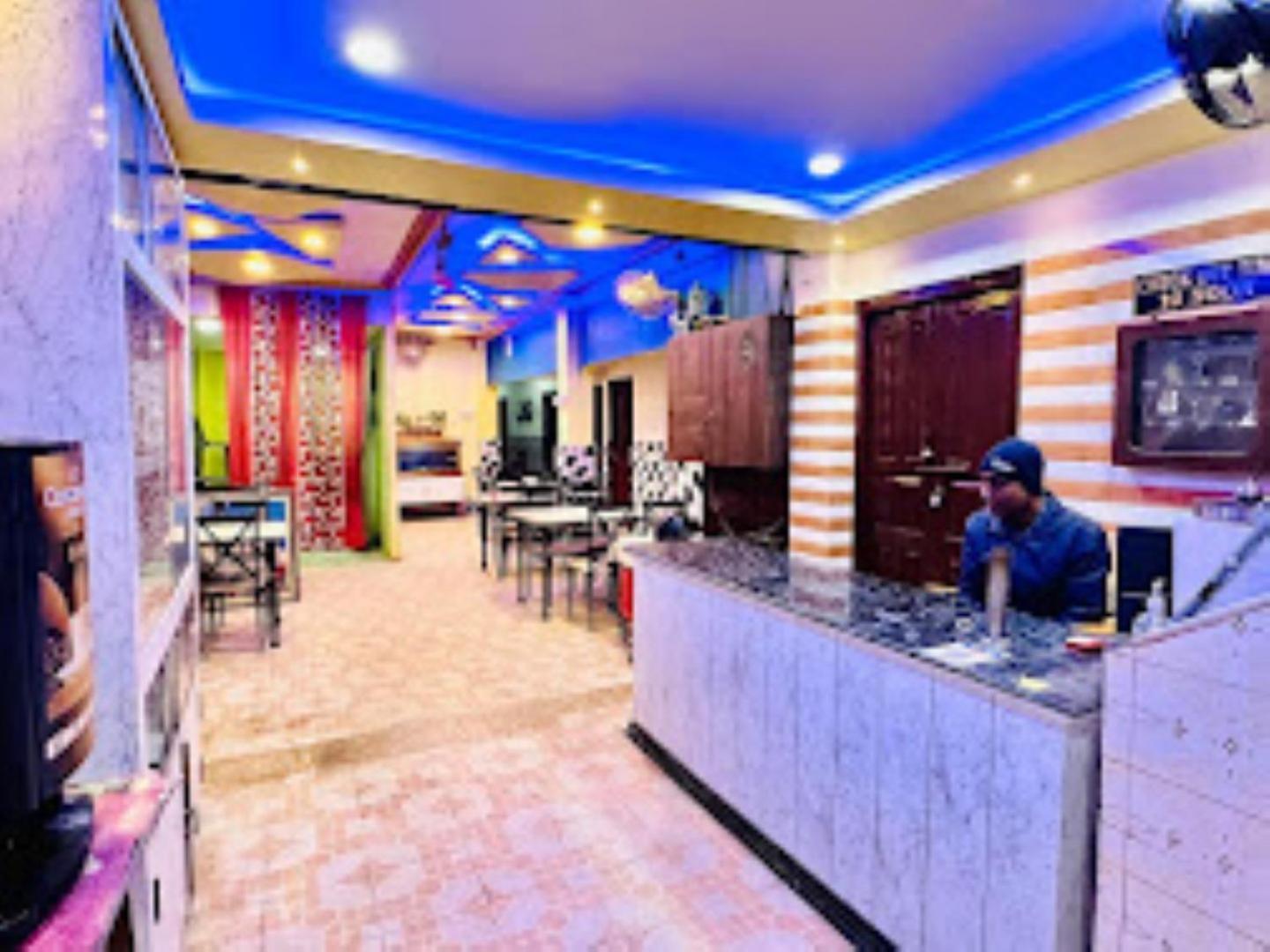 Hotel Nilamber By Grb Lumding Esterno foto